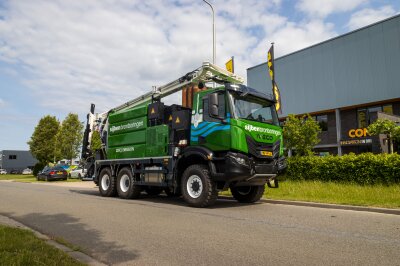 Elektrischer Boxer 150 E GEO auf Lkw für Bodenuntersuchung an Sijben Bronboringen