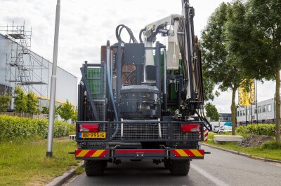 Elektrischer Boxer 150 E GEO auf Lkw für Bodenuntersuchung an Sijben Bronboringen